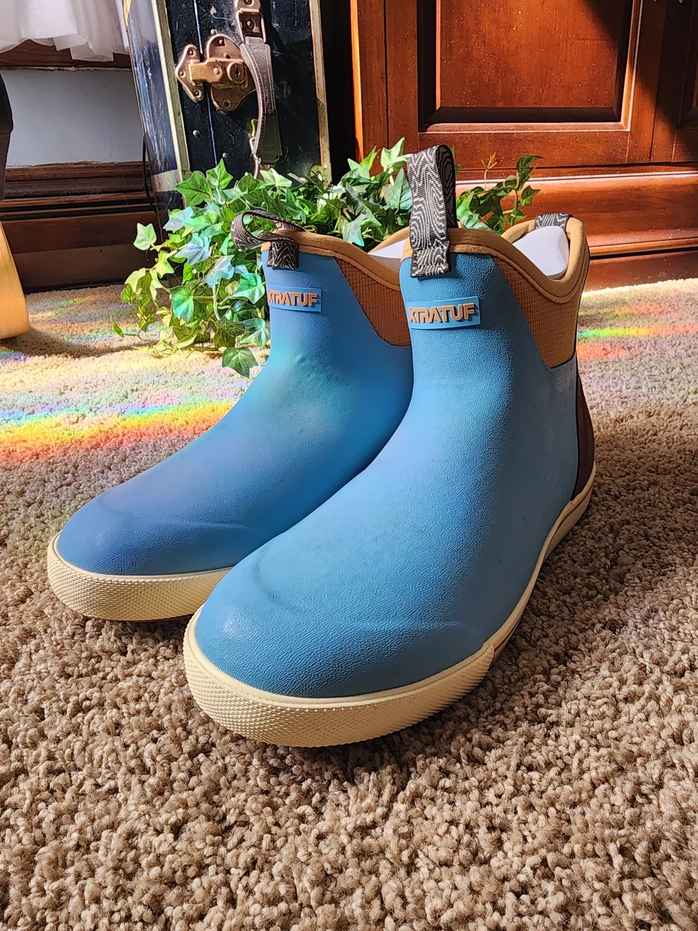 Xtratuf Fleece Lined Blue Waterproof Rain & Snow Ankle Boots with Tan Trim